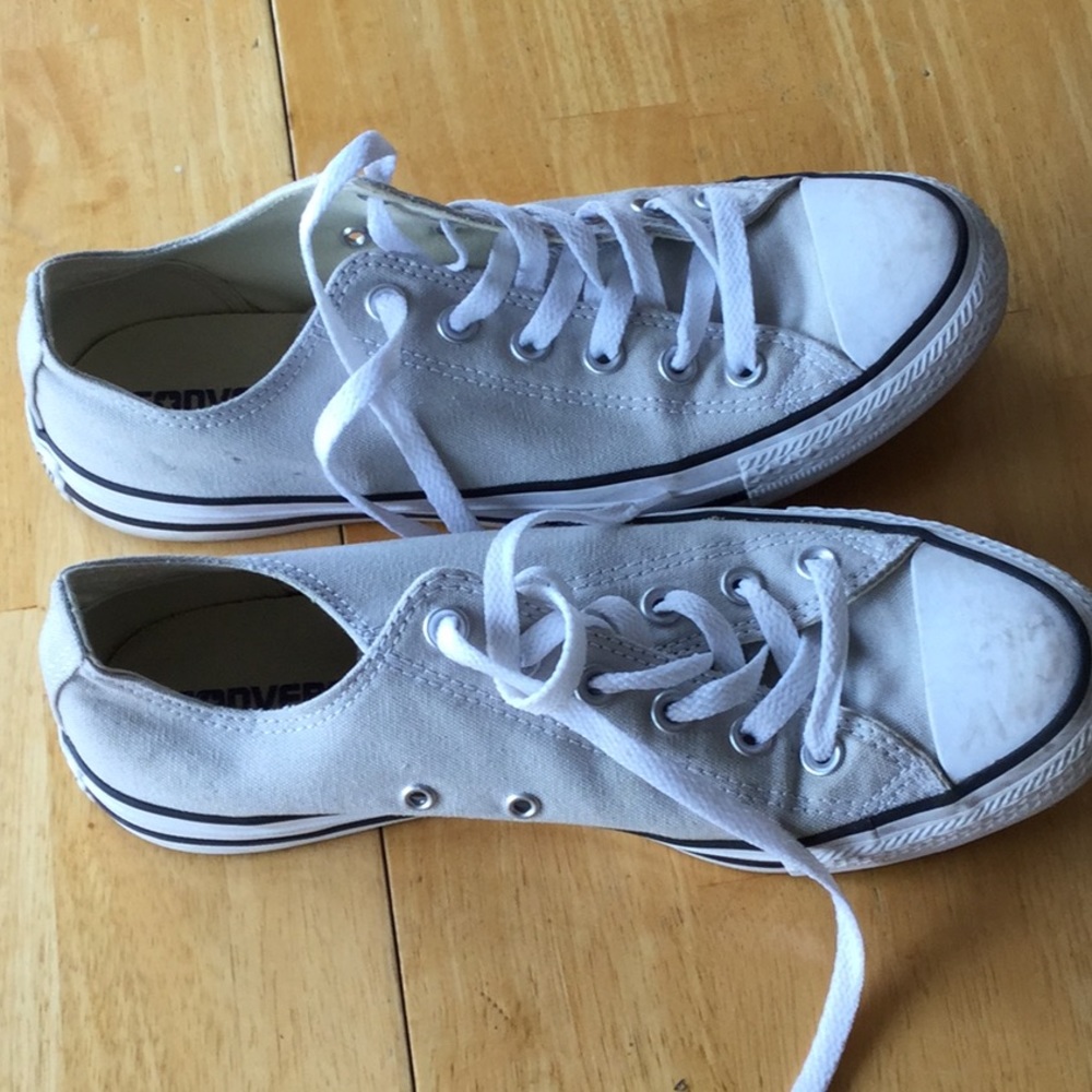 Lite Gray/Tan Men’s Converse All Star Size 7.5.